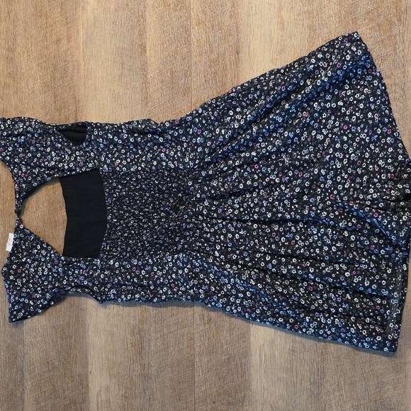 Abercrombie Kids -Floral Romper Shorts. Sz 11/12 - Picture 3 of 5